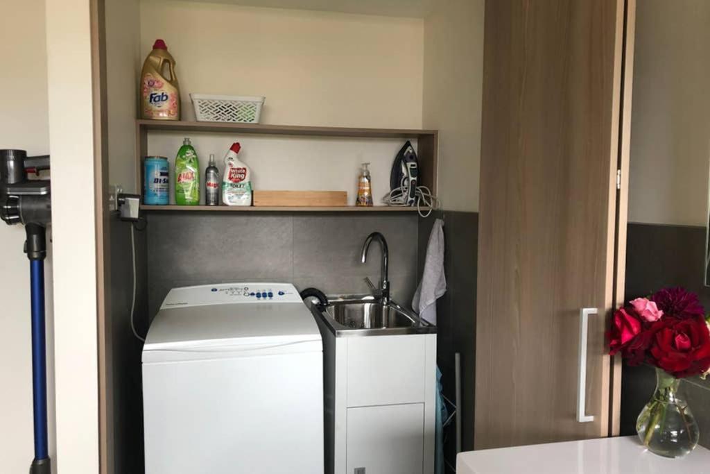 The Snug Premium 1Br Self Contained Apartment Free Netflix Korumburra Exterior foto
